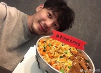 傻傻分不清!白宇30岁生日蛋糕竟然是碗“面”