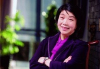 分享毕淑敏的散文《提醒幸福》