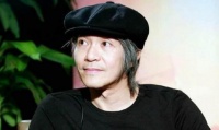 他是周星驰的恩师，曾骂他是一条狗，66岁生活落魄