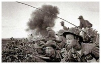 一张杀人照,让他背上30年骂名,葬礼上摄影师写纸条:我对不起你