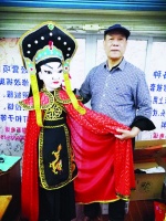 一老一少接力传承创新 融合三项国家级“非遗”漳州木偶会“变脸”绝活