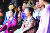 古装剧里的“太后”,是中年女演员的一场演技大考