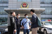 劳动节和五四青年节靠得那么近是有道理的!这叫劳动的青年……