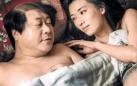 原来“睡觉戏”都是这么拍的, 看到演员的表情, 才了解什么叫演技!