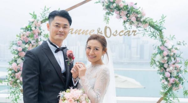 又一位女星宣布改名！与曹云金分手后嫁男闺蜜，如今32岁婚姻幸福
