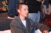 “痞帅小生”杜茗洋亮相《塞上风云记》首播发布会