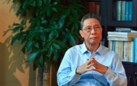 在分享会现场,钟南山儿子谈父亲