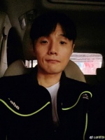空调坏了李荣浩被热醒很生气 网友调侃他反被怼