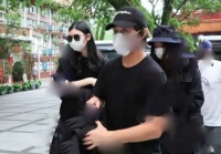 何猷君何超莲传闹掰后现身 两人拒谈为何互相取关