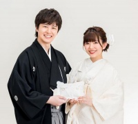 三浦佑太郎牧野由依结婚 称会建造明朗的家庭
