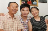“瞒”了观众27年的刘和刚，幕后不为人知的故事，十分心酸