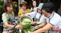 侨乡文成民宿“牵手”非遗直播 海内外观众云享非遗魅力