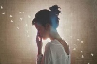 原创             有了爱情，也让我们有着无限的期待