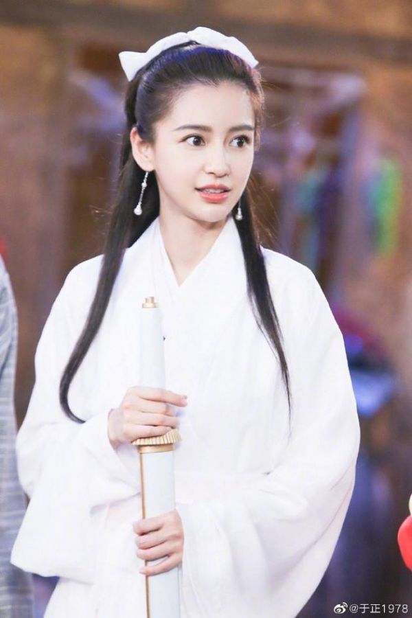Baby小龙女扮相