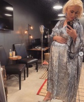 水果姐自曝3年前想自杀 因分手和新专销量差崩溃