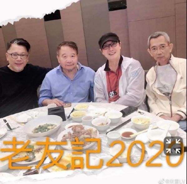 邓衍成(右1)上月与刘松仁等聚会
