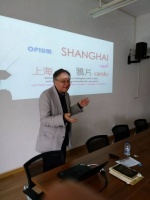 西方想缓解种族冲突，学学“有教无类”吧