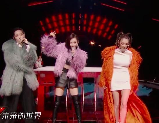 浪姐张雨绮彻底崩溃，全组就她总被批评，直呼：不练了想回家