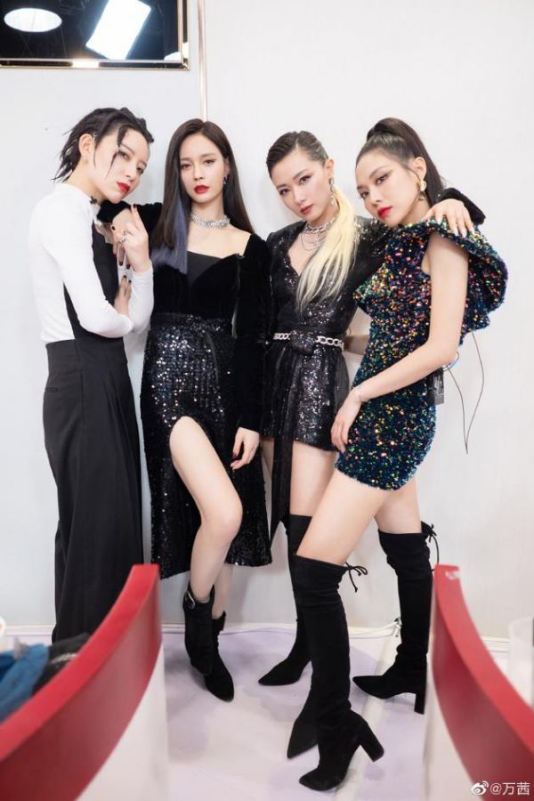 李斯丹妮与Manta组合照