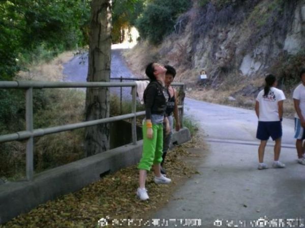 刘亦菲12年前集训照罕见曝光，穿着土味仍气质出众，素颜嫩出水