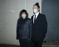 赌王设灵周星驰刘德华怎么没来？何超仪这样回应