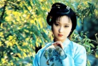 原创             红楼梦里，宝黛初见，贾宝玉为何没有理睬林黛玉？