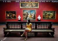 俄罗斯普希金国家艺术博物馆对公众开放 游客络绎不绝