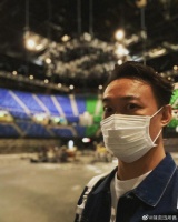 陈奕迅晒自拍谈感悟：幸好25年前有一个歌唱大赛