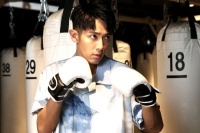 柯震东投靠爸！ 想婚苦无对象：口袋吃紧