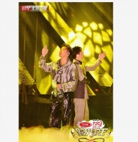 原创             《跨界歌王》陈建斌，温情献唱《不了情》，守擂歌王宝座成功