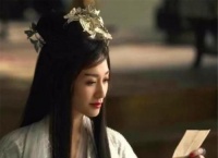 李小冉谈《庆余年》：发现演坏人后一度不想演，一天狂跪50次腿软