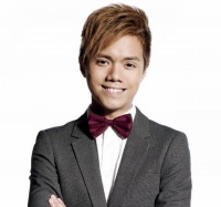 原创             张敬轩一首《断点》，唱红了多少眼睛，听哭了多少人