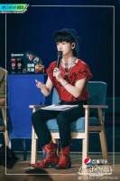 00后流媒唱作小怪兽R1SE周震南，用热血初心助力“明日”舞台