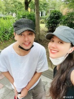 与韩雯雯异地185天终团聚 朱孝天称感觉像放暑假