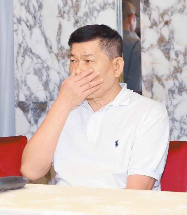 澎恰恰