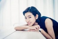 米可白深夜宣布离婚 与身价上亿老公断6年婚姻