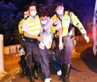 TVB力捧小生杨明涉嫌酒驾 护栏被撞毁一片狼藉