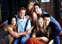 《老友记》重聚节目再度推迟 安妮斯顿：会超级棒