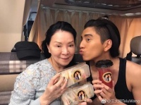 经纪人证实王大陆母亲去世 睡梦中脑肿瘤突然破裂