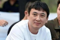 杠上了？王思聪又双叒点赞网友吐槽鞠婧祎微博