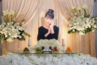 罗霈颖告别式在台北举行 现场氛围典雅庄重