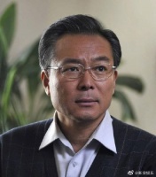 导演张艺谋发文悼念谢园:愿你在天堂仍有笑声陪伴