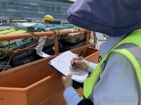 看！机坪上乘风破“热浪”的小姐姐们