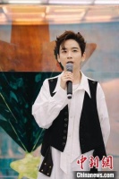 青年作家张皓宸谈跨界艺术：希望作品给大家带来温暖