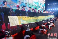14米刺绣版《千里江山图》亮相广州“潮墟”