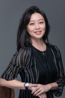 逆风而行的李林鸽和她的“医领”