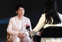 专访刘昊然：在电影的馈赠中等待下一个春天