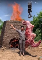 大胃王“吃播”整治后，这位网红主播画风变了