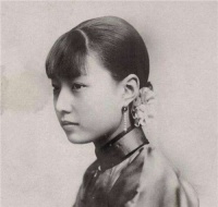 杜月笙去世后，孟小冬只分到3000元，晚年不唱戏是靠什么谋生的？