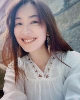 前港姐朱千雪正式成为律师 主要处理民事刑事案件